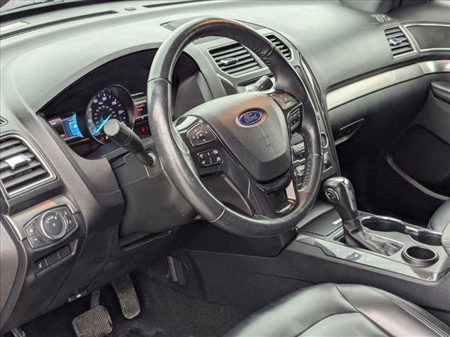 Used 2019 Ford Explorer XLT w/ Equipment Group 202A image 10