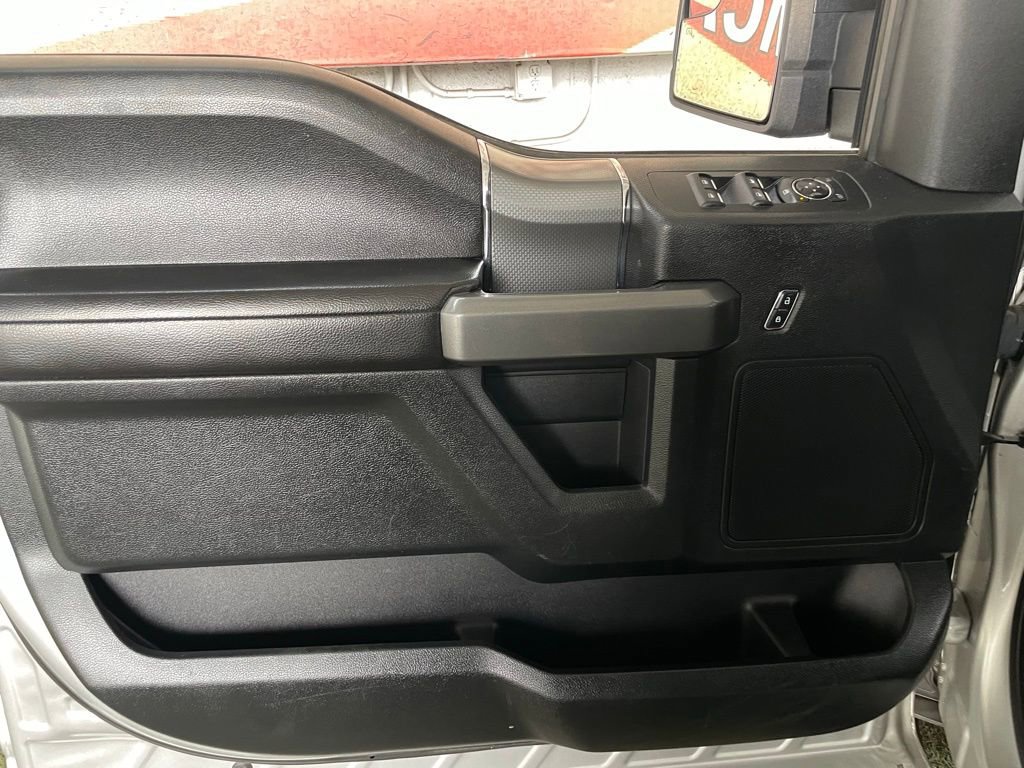 Used 2016 Ford F150 XLT w/ Equipment Group 302A Luxury RWD image 30