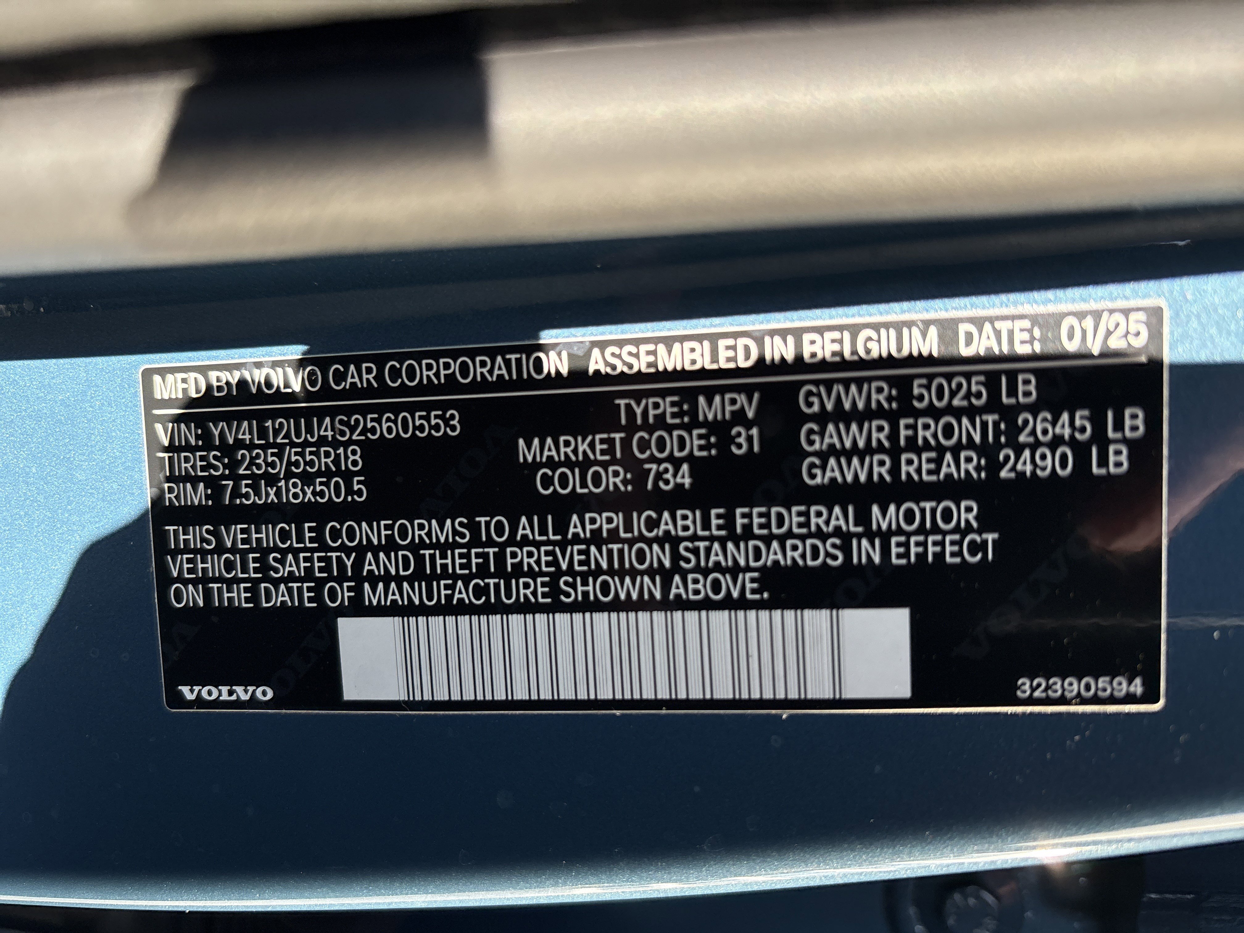 Used 2025 Volvo XC40 B5 Core image 35