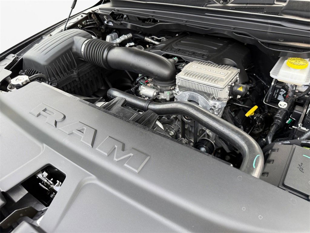 New 2026 RAM 1500 4x4 Crew Cab image 21
