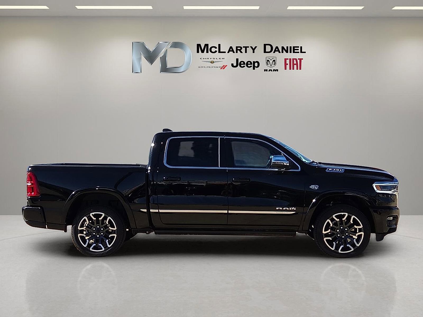 New 2026 RAM 1500 Limited w/ Body Color Bumper Group image 6
