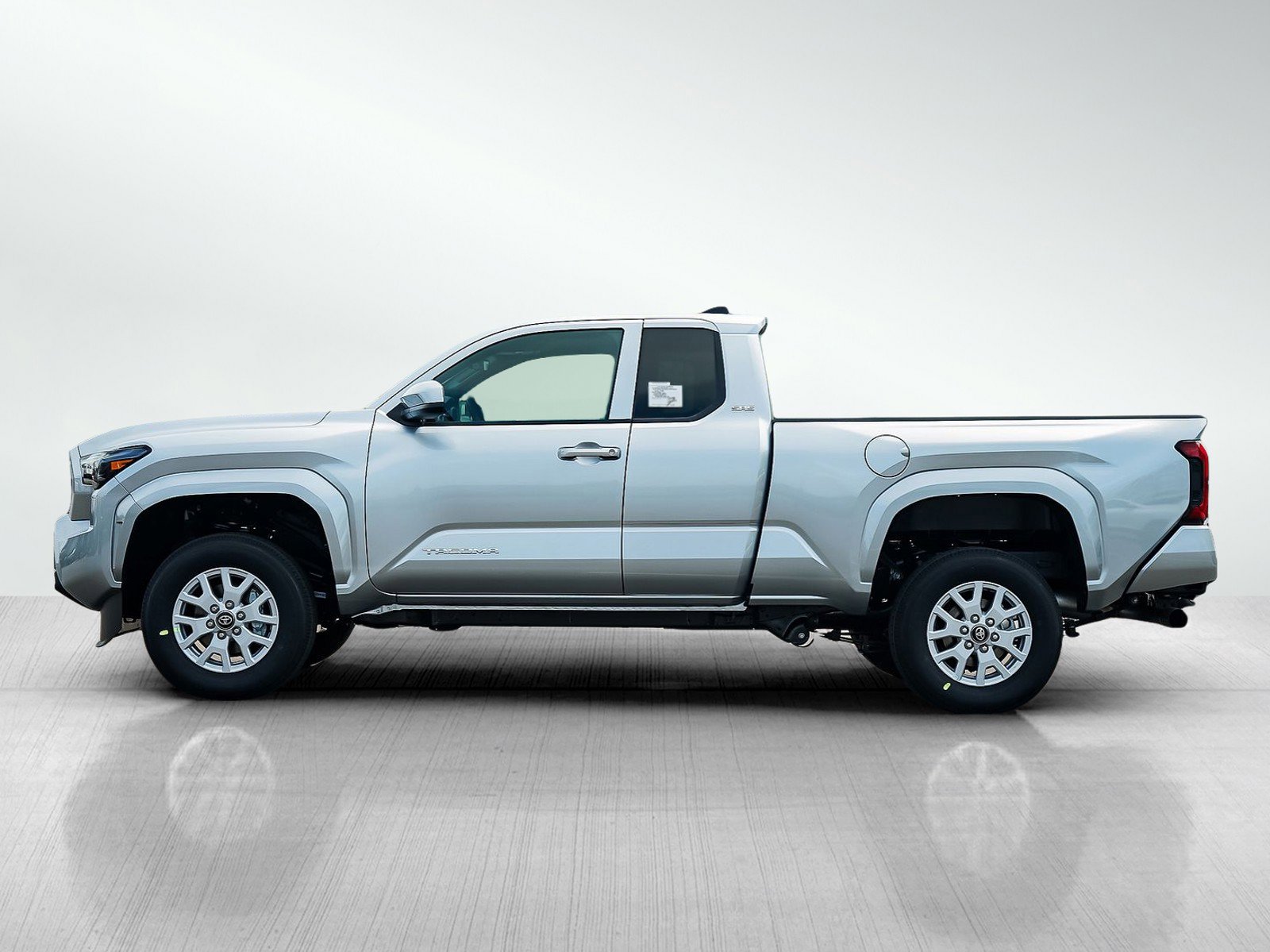 New 2025 Toyota Tacoma SR5 image 4