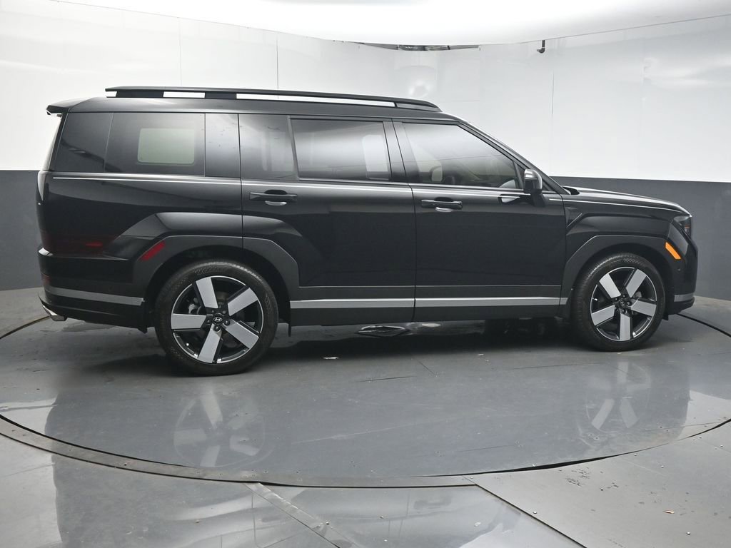 Used 2024 Hyundai Santa Fe Limited image 8