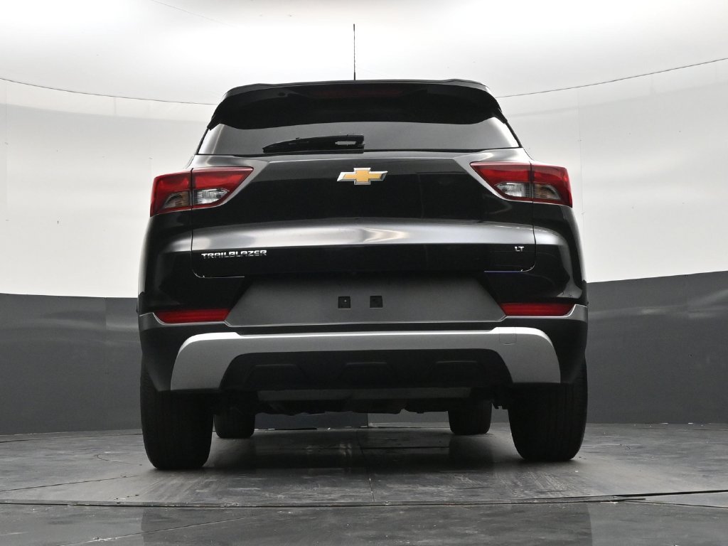 Used 2023 Chevrolet TrailBlazer LT FWD image 22