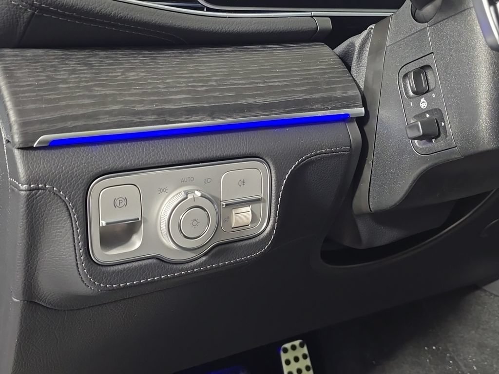 New 2026 Mercedes-Benz GLS 450 4MATIC image 19