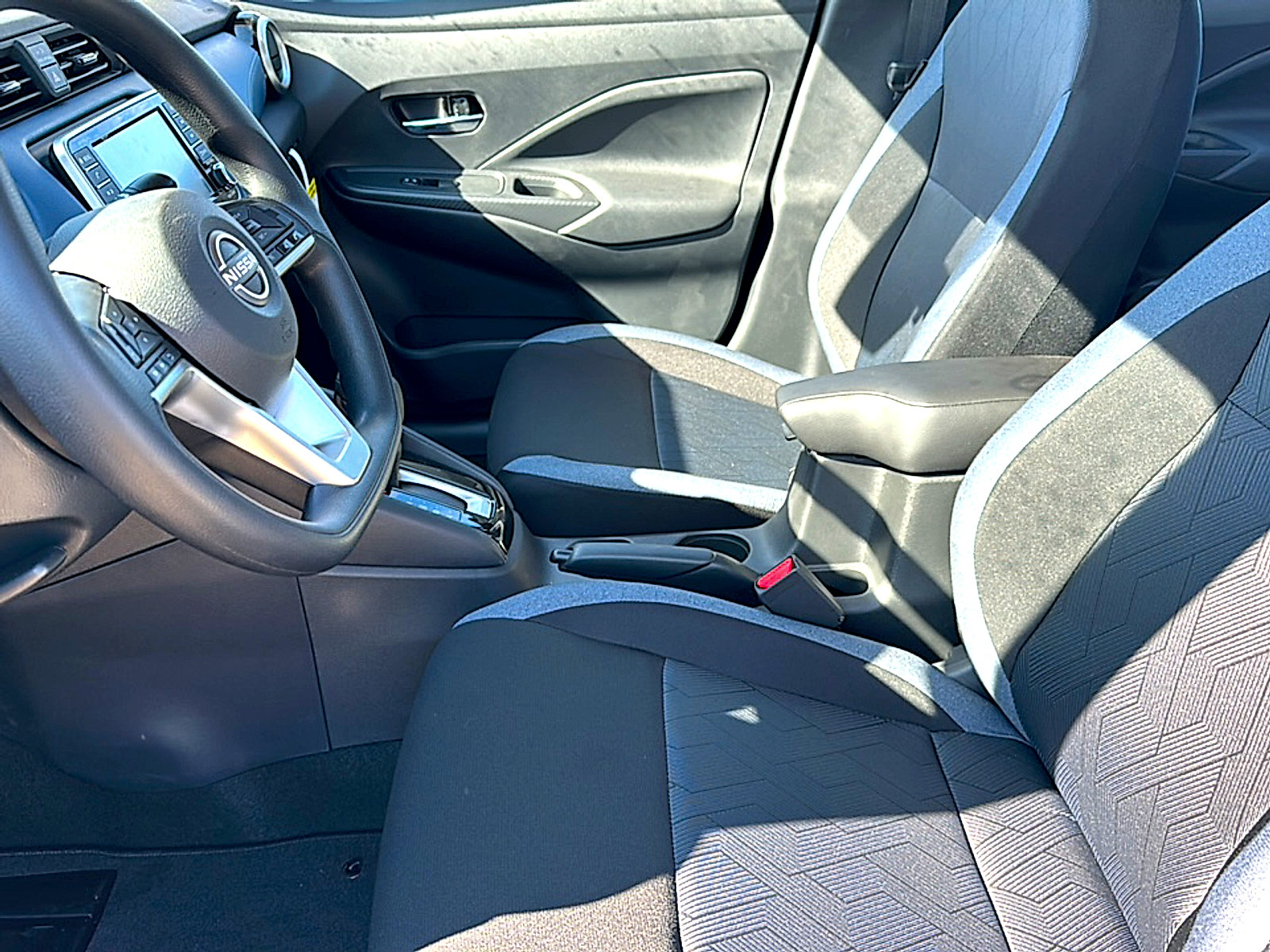 New 2025 Nissan Versa SV w/ Trunk Package image 10