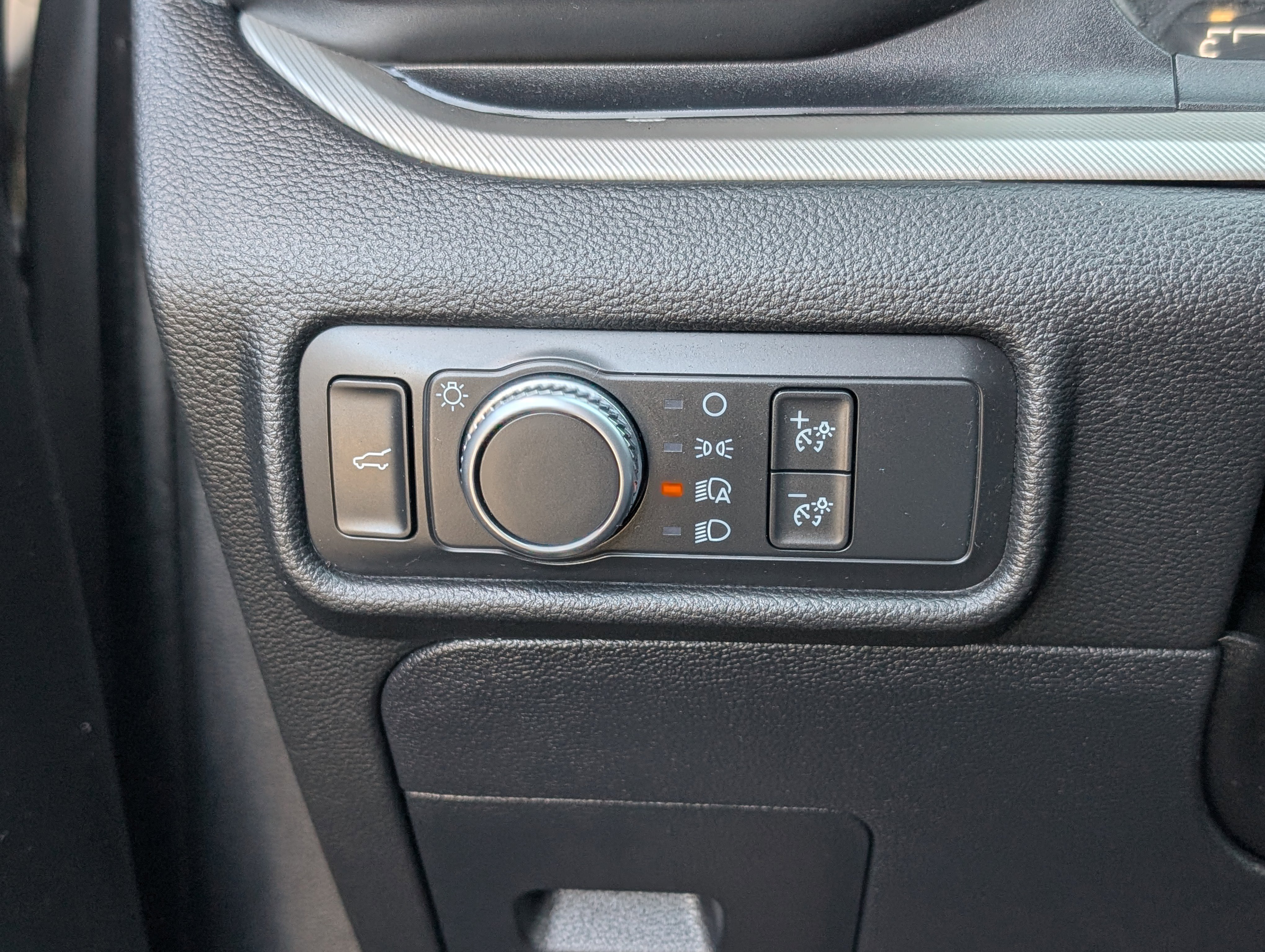 Certified 2020 Ford Explorer XLT image 22