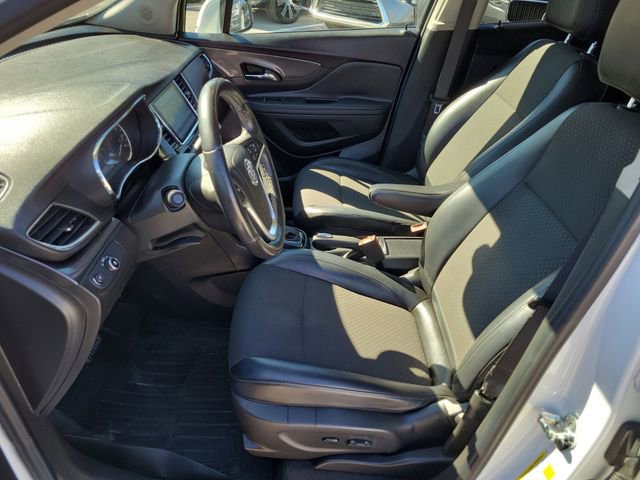 Used 2020 Buick Encore Preferred w/ Safety Package image 20