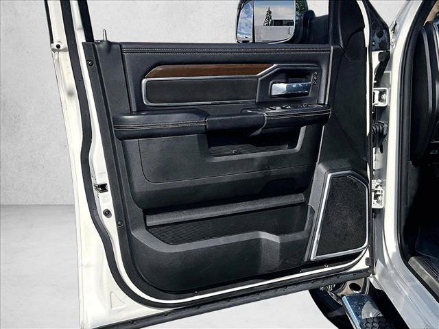 Used 2022 RAM 3500 Laramie AWD/4WD image 18