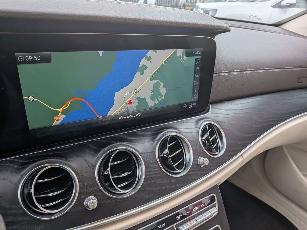 Used 2020 Mercedes-Benz E 350 4MATIC Sedan image 21