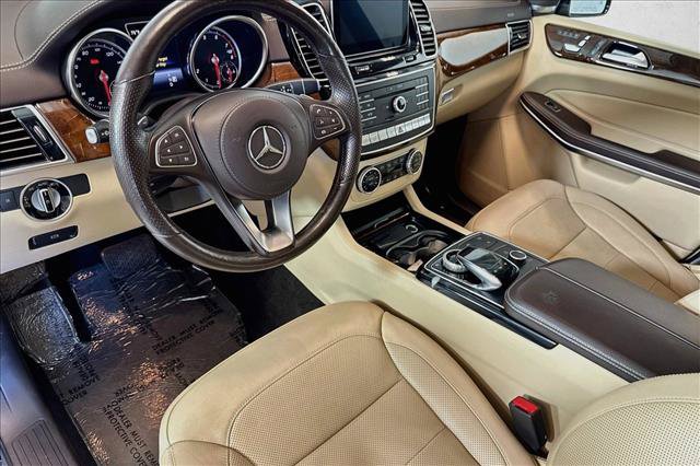 Used 2019 Mercedes-Benz GLS 550 4MATIC image 9