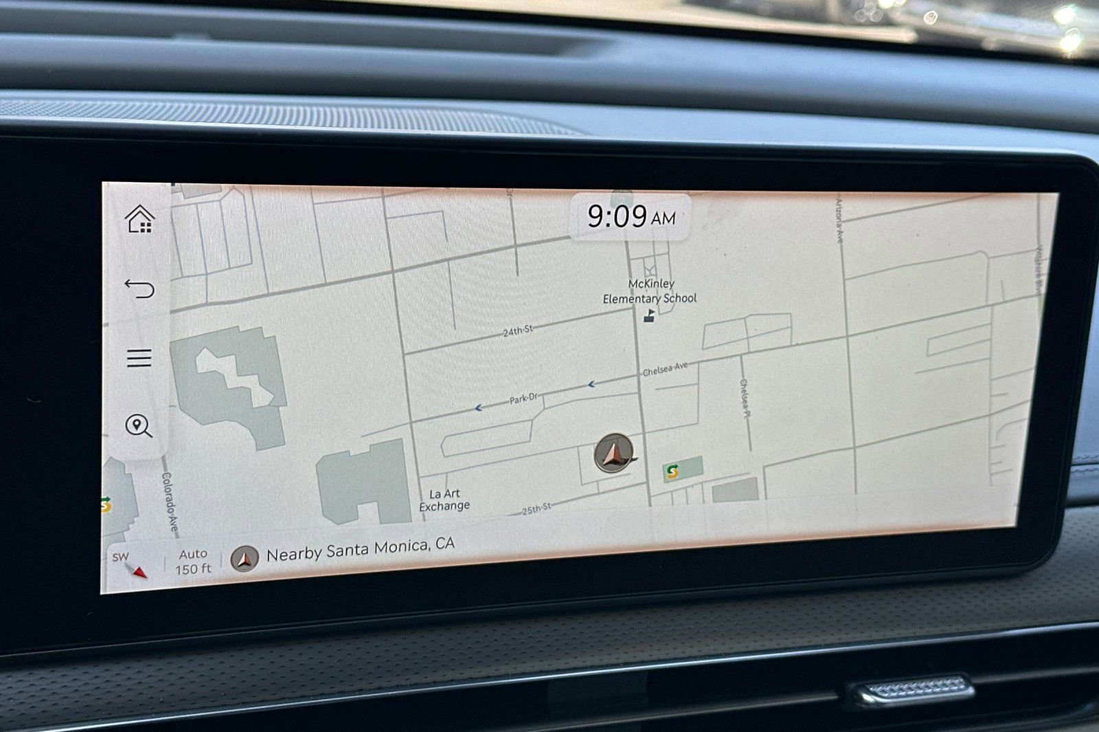 Used 2023 Genesis GV60 Advanced image 24