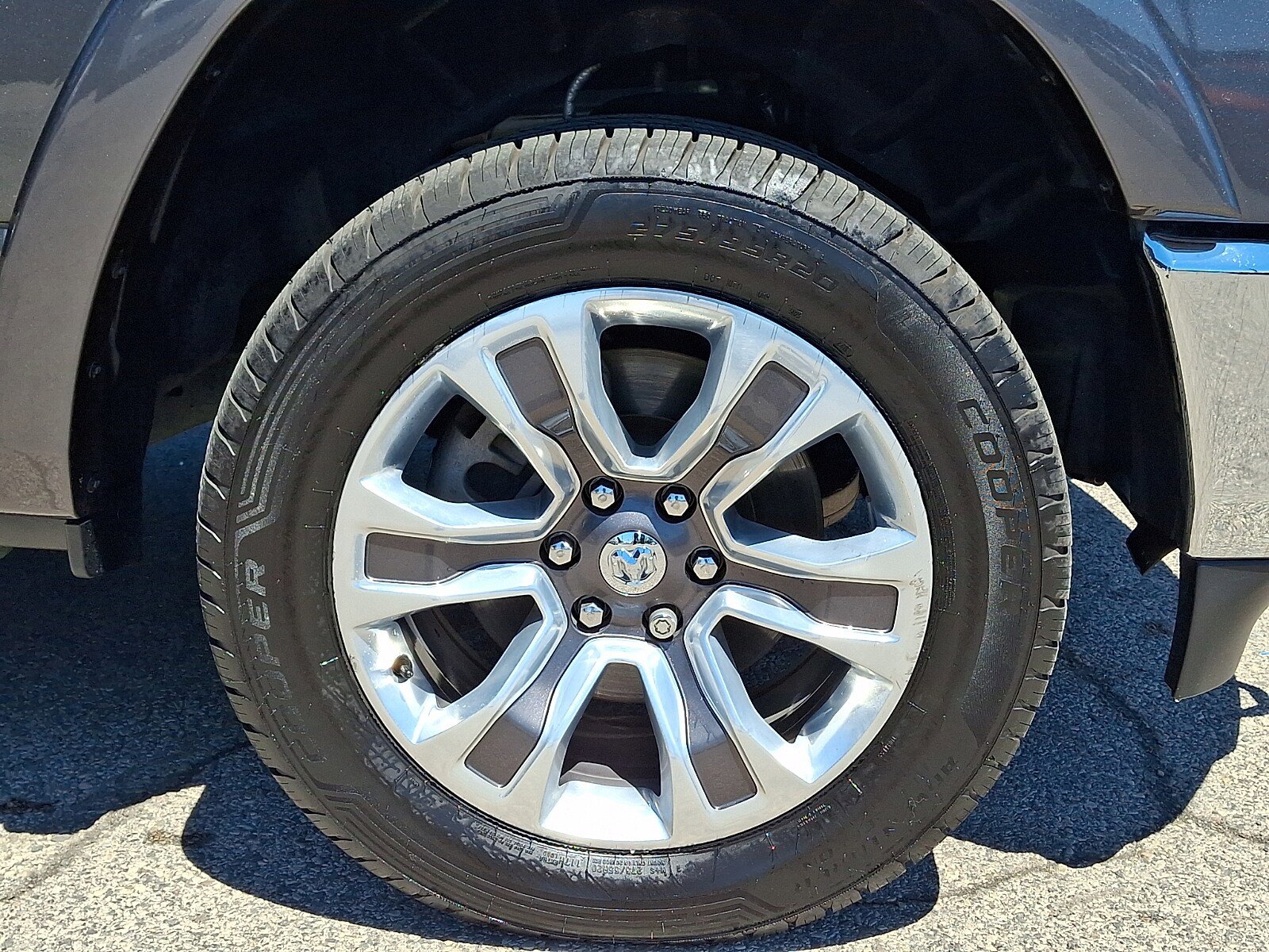 Used 2022 RAM 1500 Limited AWD/4WD image 8