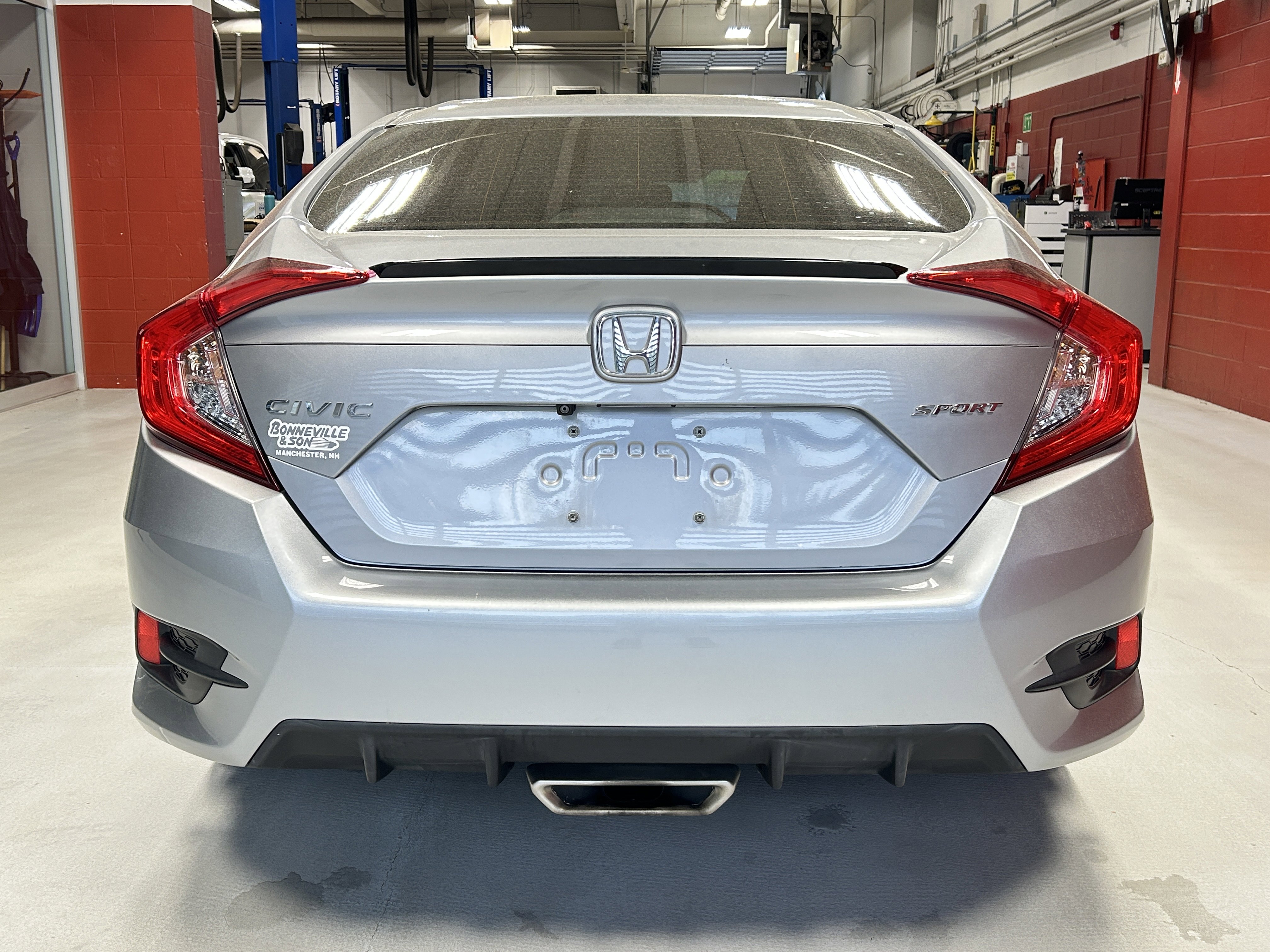 Used 2019 Honda Civic Sport image 6