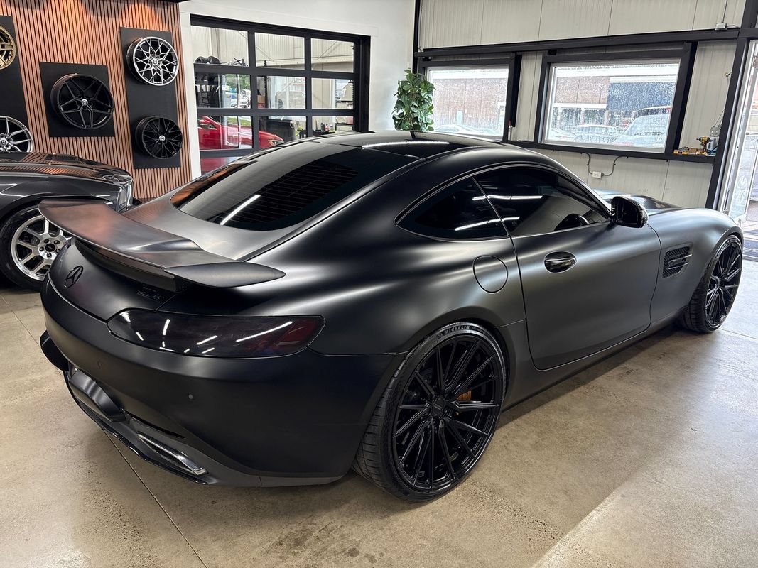 Used 2016 Mercedes-Benz AMG GT S w/ Exclusive Interior Package image 14