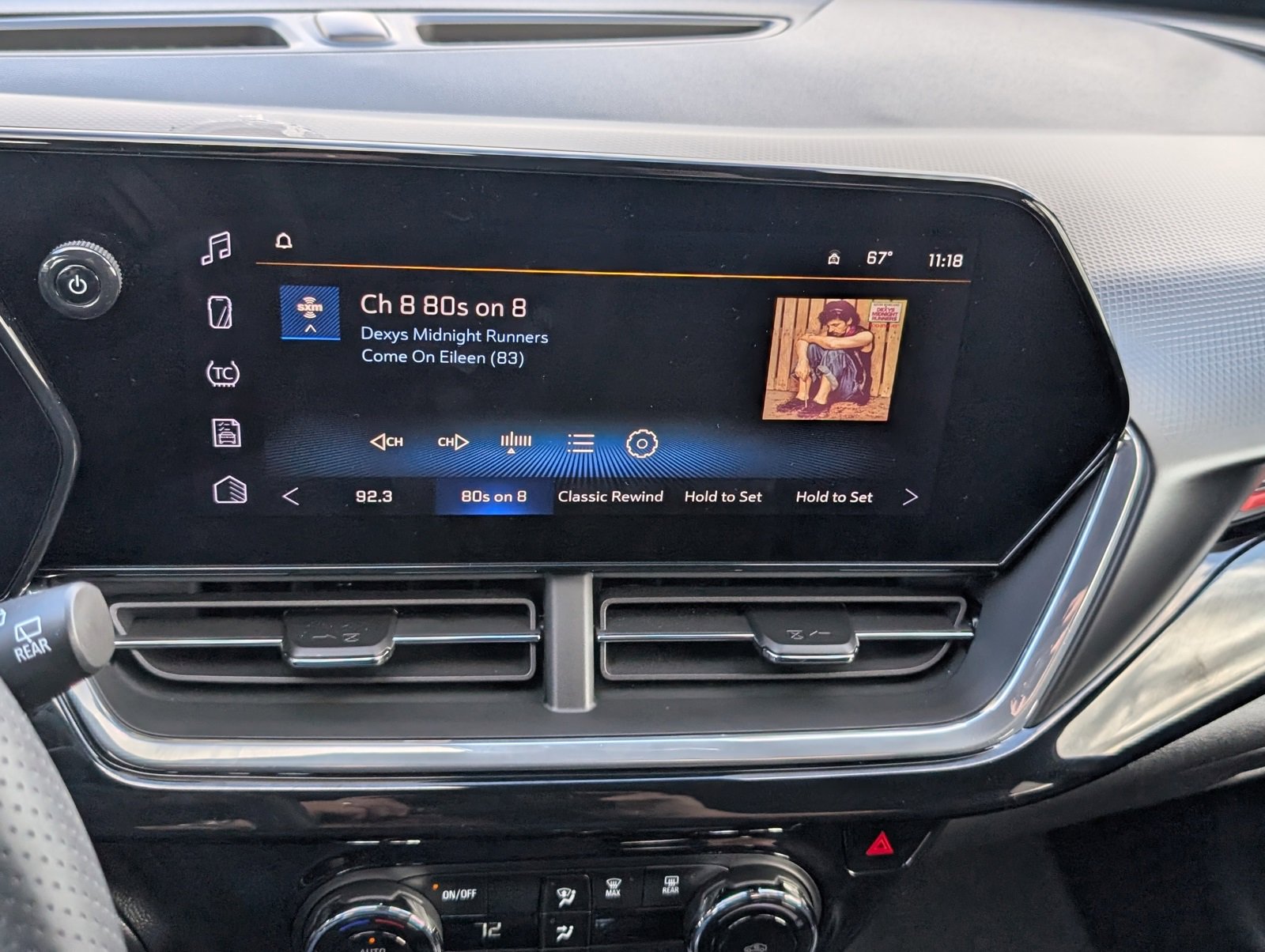 Used 2025 Chevrolet Trax RS w/ Driver Confidence Package image 9