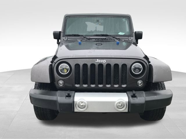 Used 2014 Jeep Wrangler Unlimited Sahara w/ Max Tow Package image 9