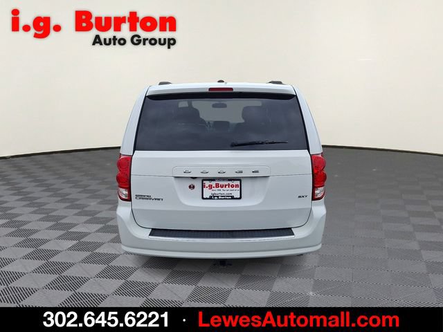 Used 2016 Dodge Grand Caravan SXT FWD image 5