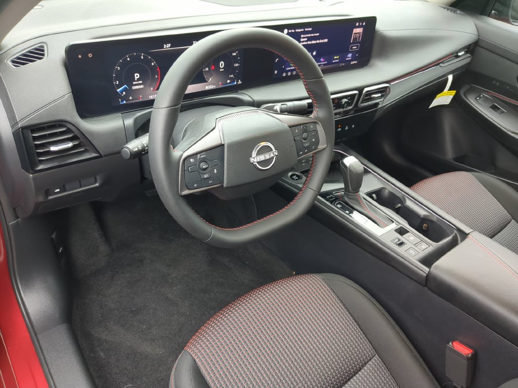 Certified 2026 Nissan Sentra SR w/ Floor Mat Package FWD image 14