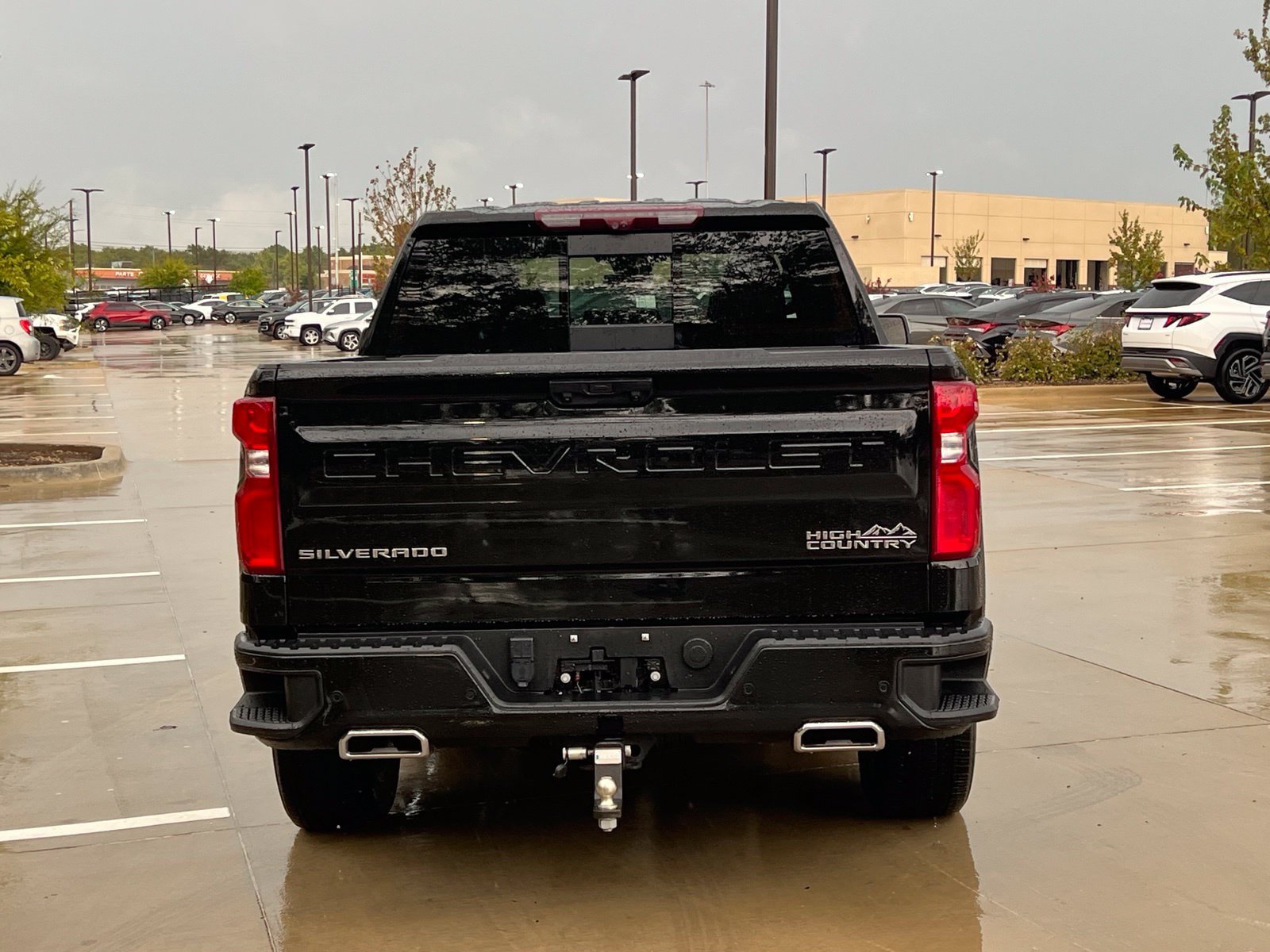 Used 2024 Chevrolet Silverado 1500 High Country w/ Technology Package RWD image 11