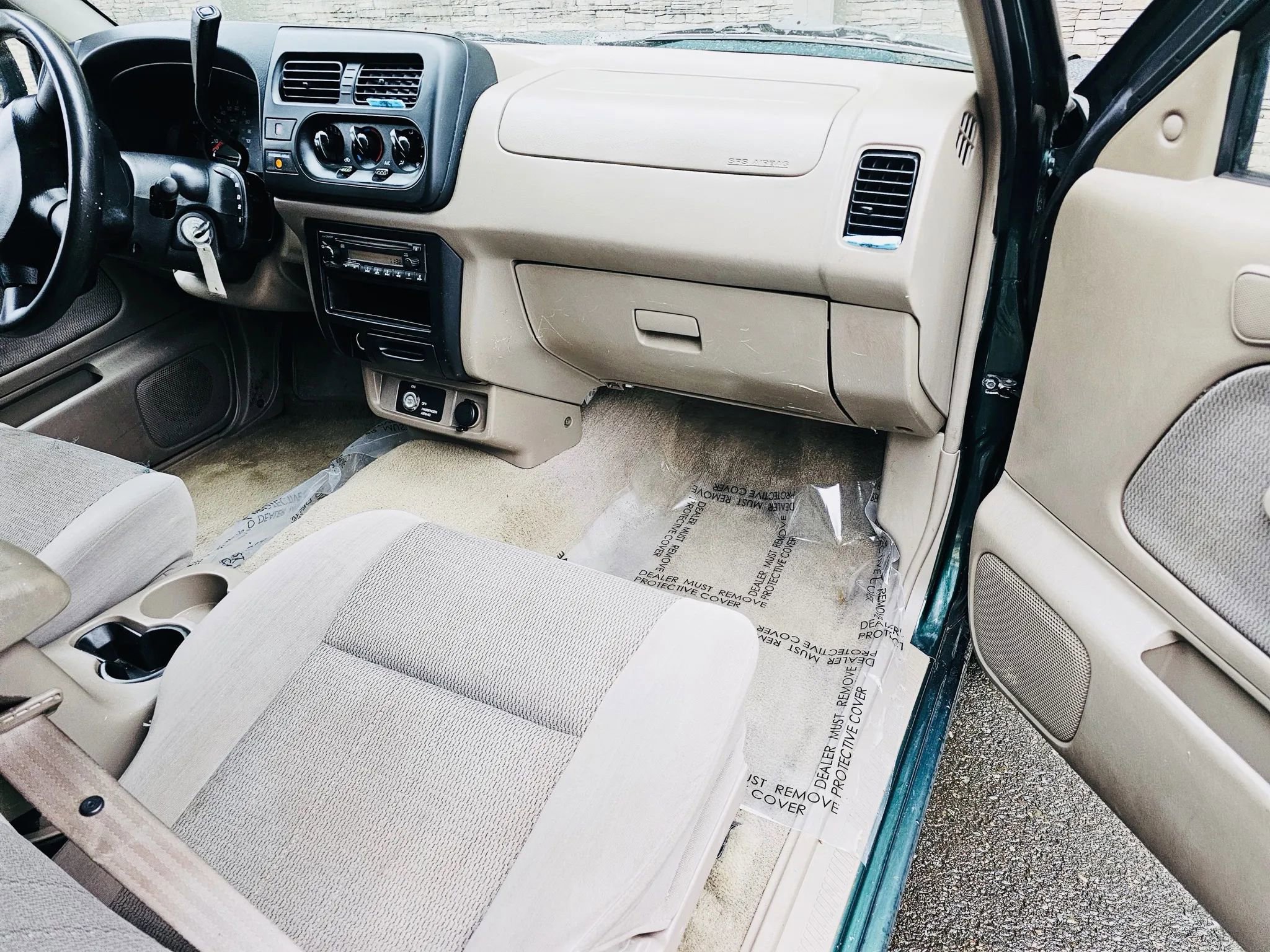 Used 2001 Nissan Frontier XE image 11