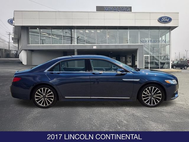 Used 2017 Lincoln Continental Select AWD/4WD image 9