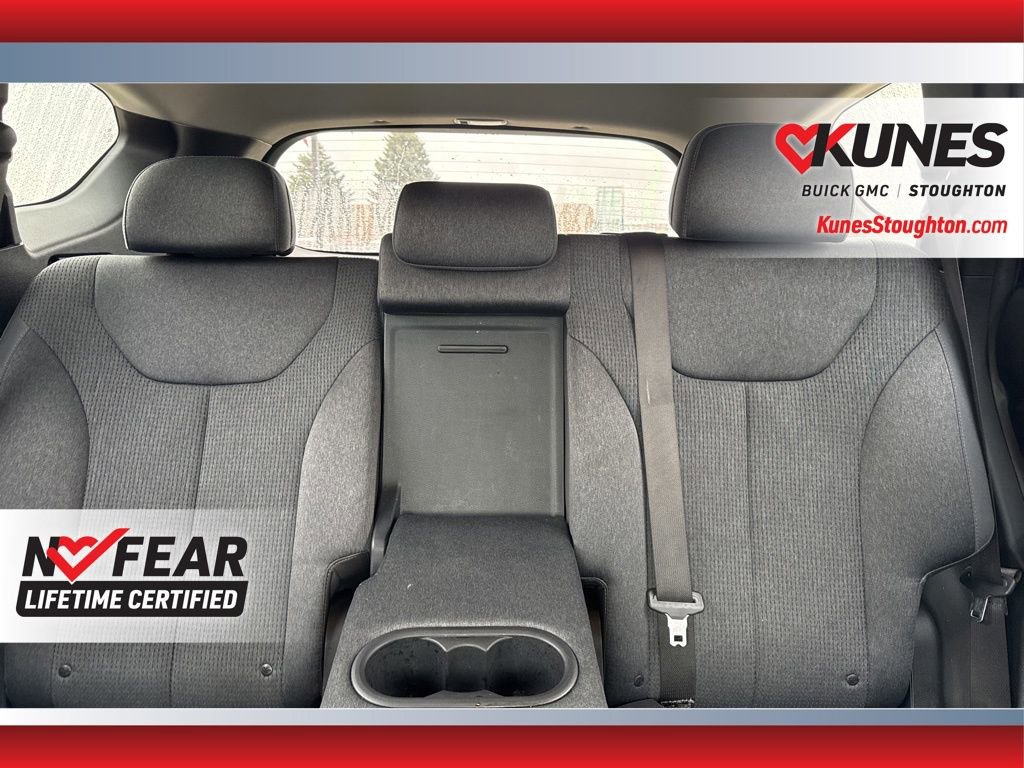 Used 2023 Hyundai Santa Fe SE image 32