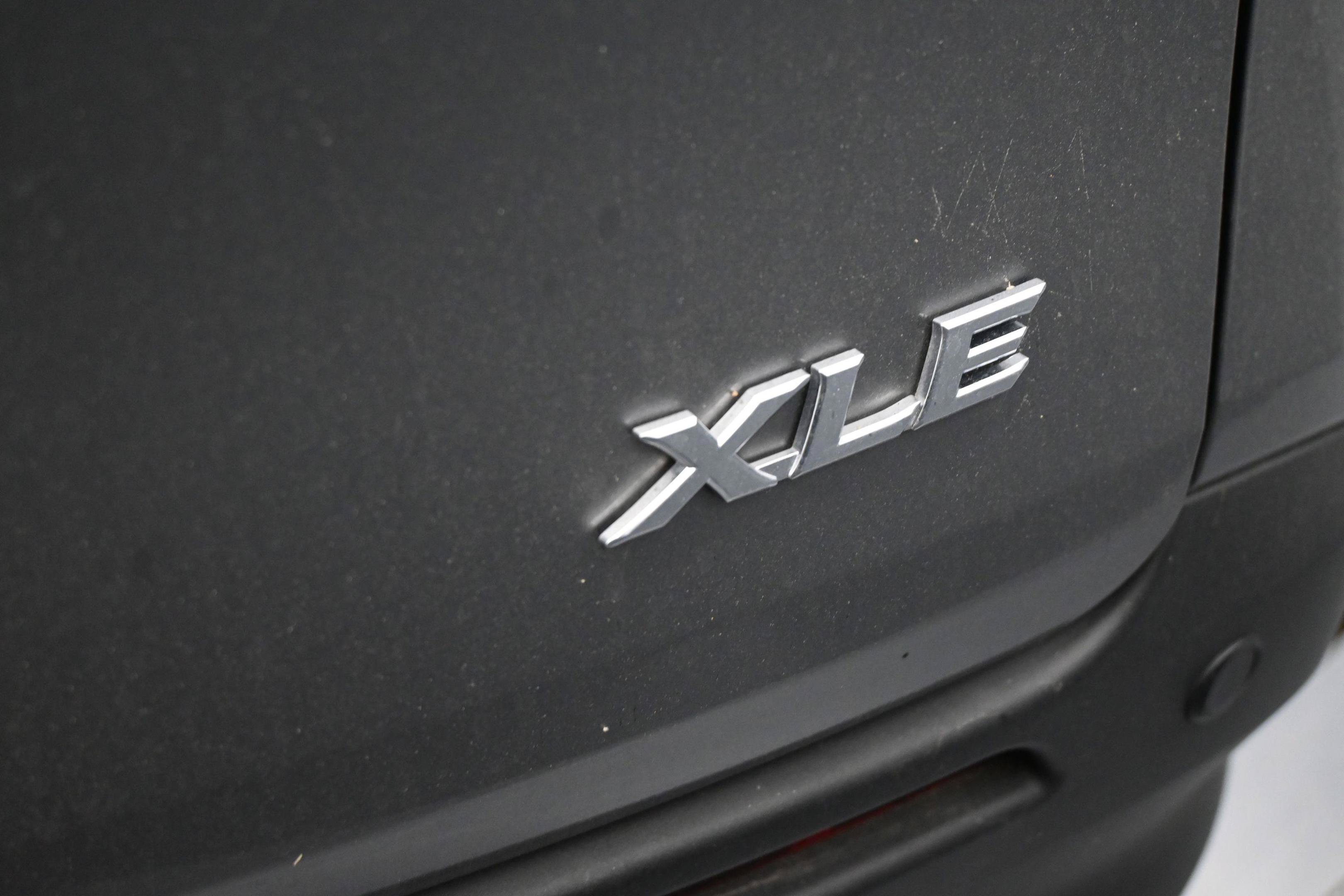 Certified 2026 Toyota Sienna XLE FWD image 39