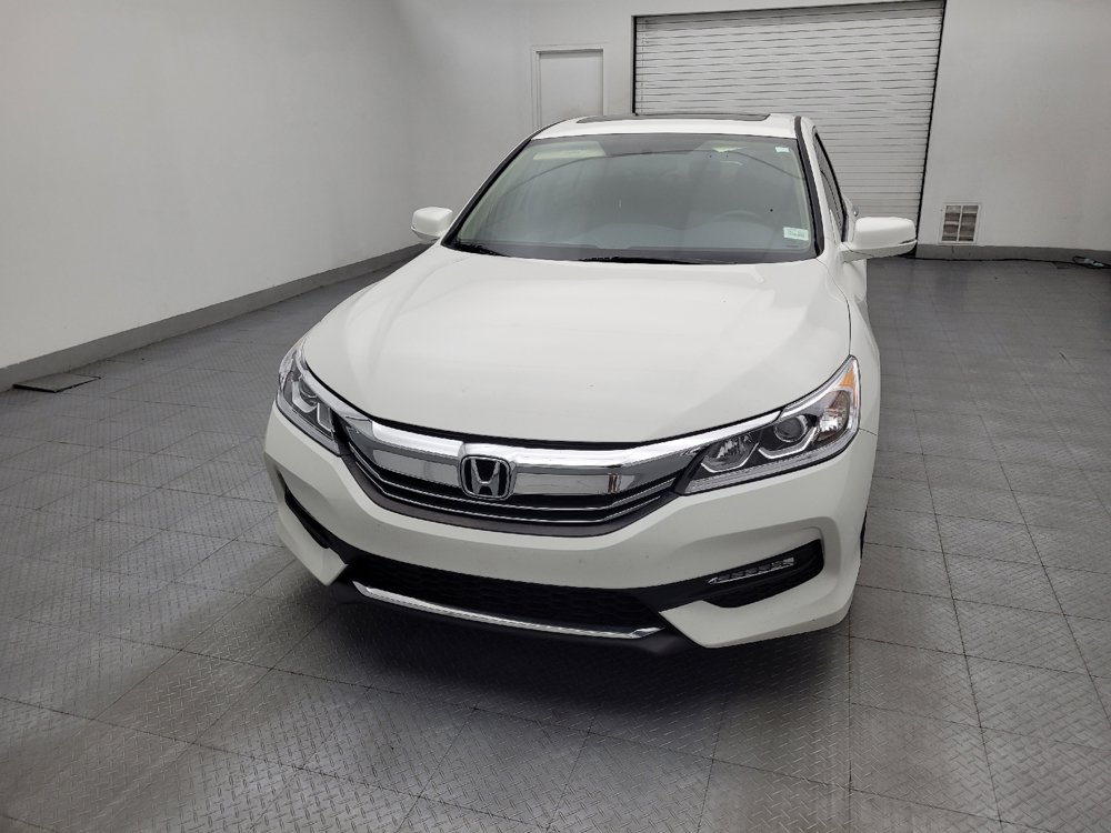 Used 2017 Honda Accord EX image 15