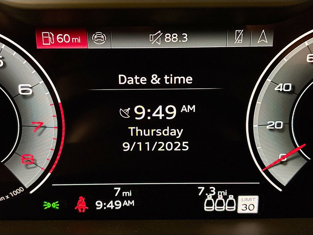 New 2025 Audi Q8 Premium Plus image 11