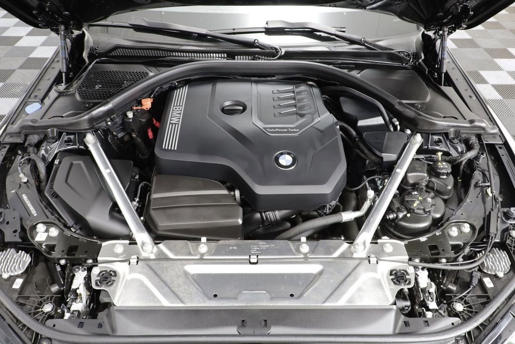 Certified 2023 BMW 430i xDrive Convertible w/ M Sport Package AWD/4WD image 23