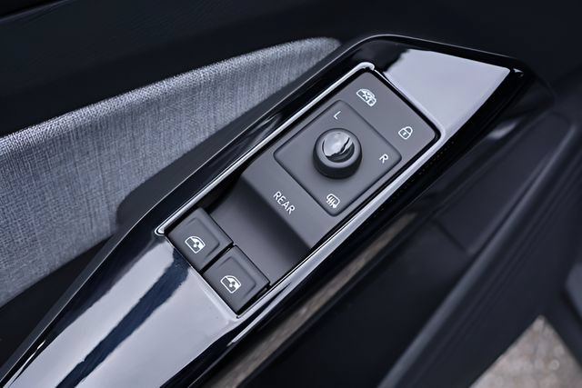 New 2026 Volkswagen ID.4 Pro RWD image 11