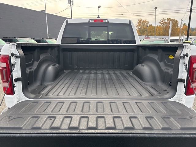 Used 2022 RAM 1500 Limited w/ Body Color Bumper Group image 19