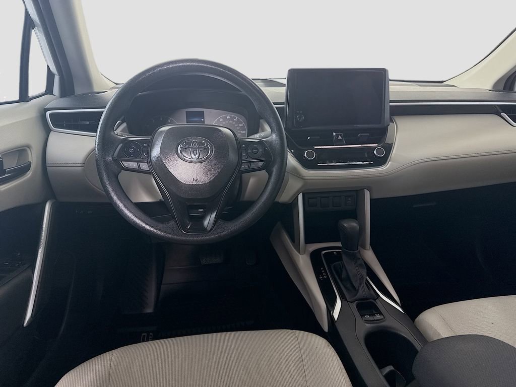 Certified 2025 Toyota Corolla Cross L image 14