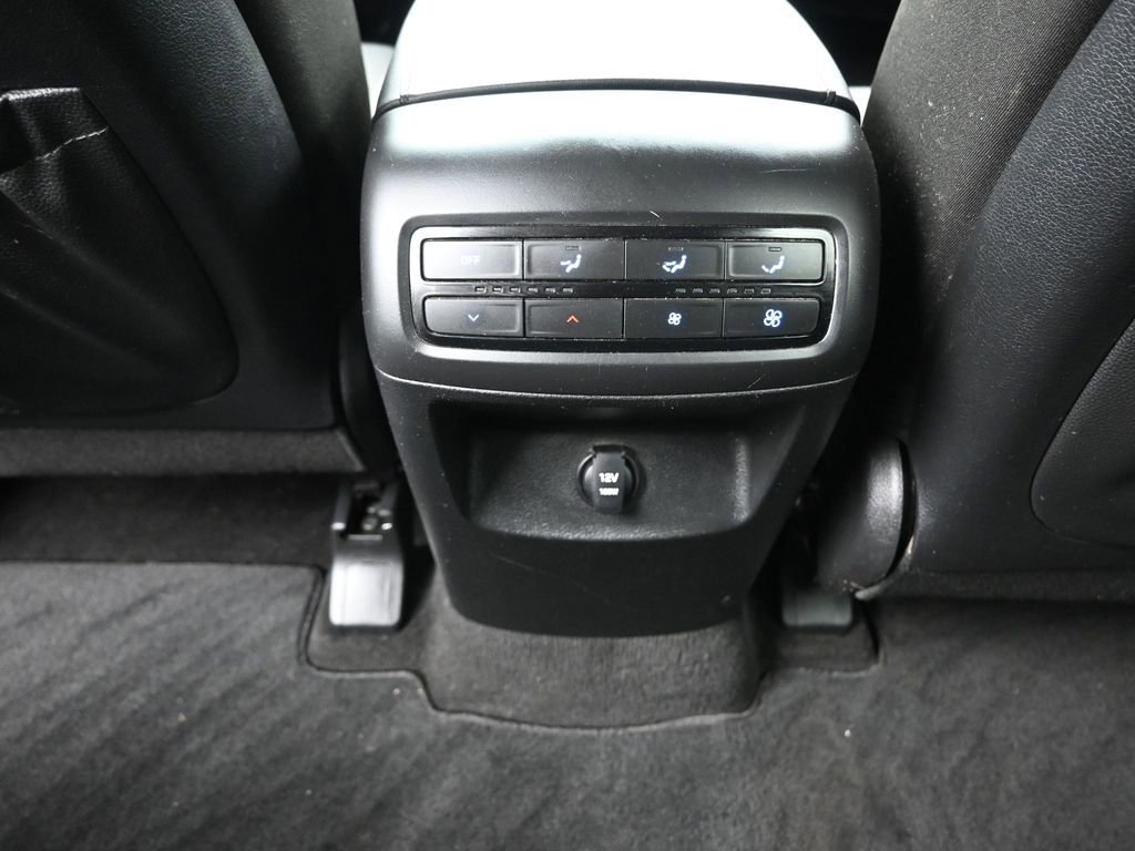 Used 2021 Hyundai Palisade SE image 11