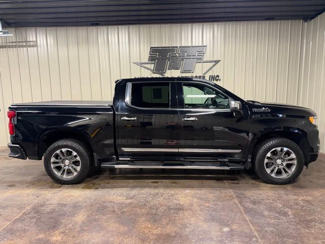 Used 2023 Chevrolet Silverado 1500 High Country w/ Technology Package image 7