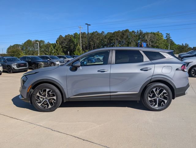 Used 2025 Kia Sportage EX image 6