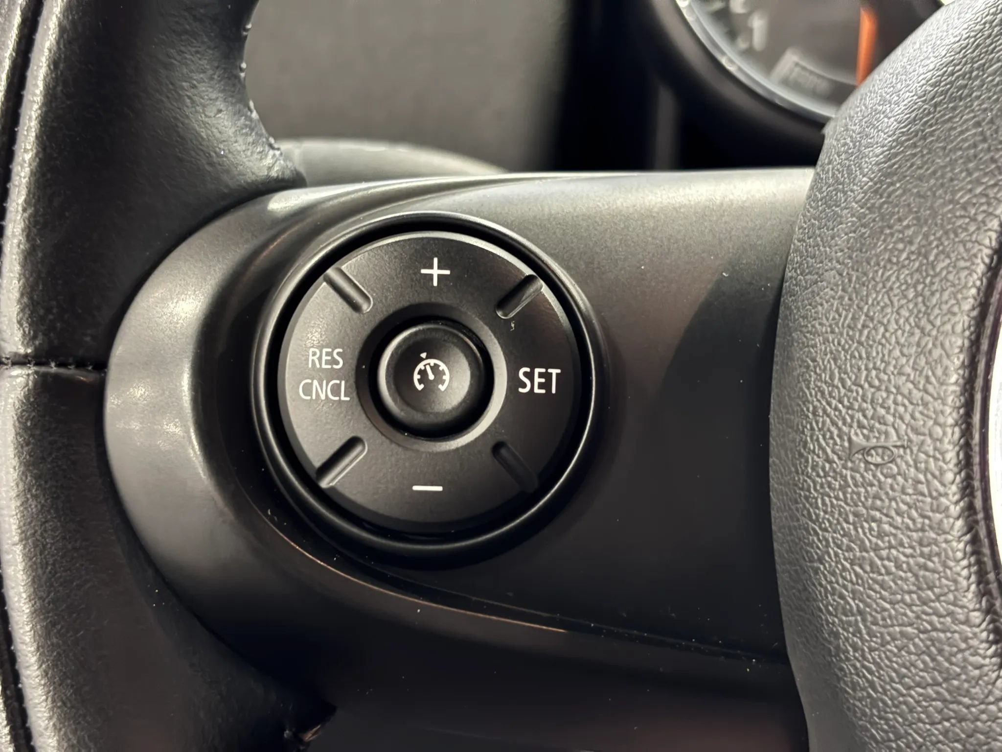 Used 2018 MINI Cooper Countryman FWD image 32