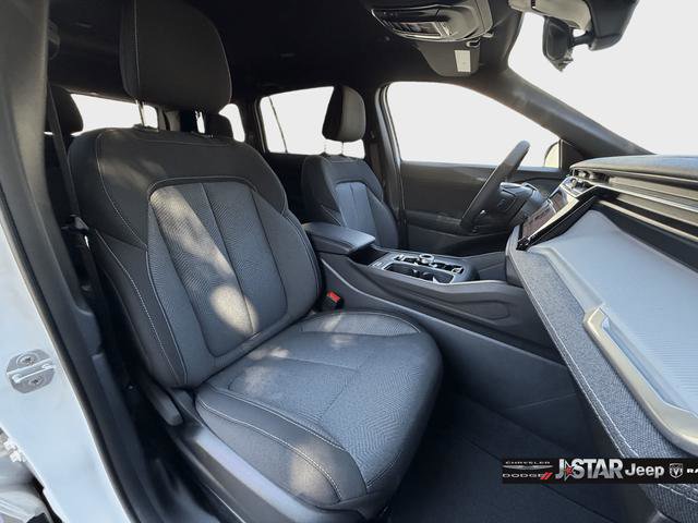 New 2026 Jeep Cherokee Laredo AWD/4WD image 13