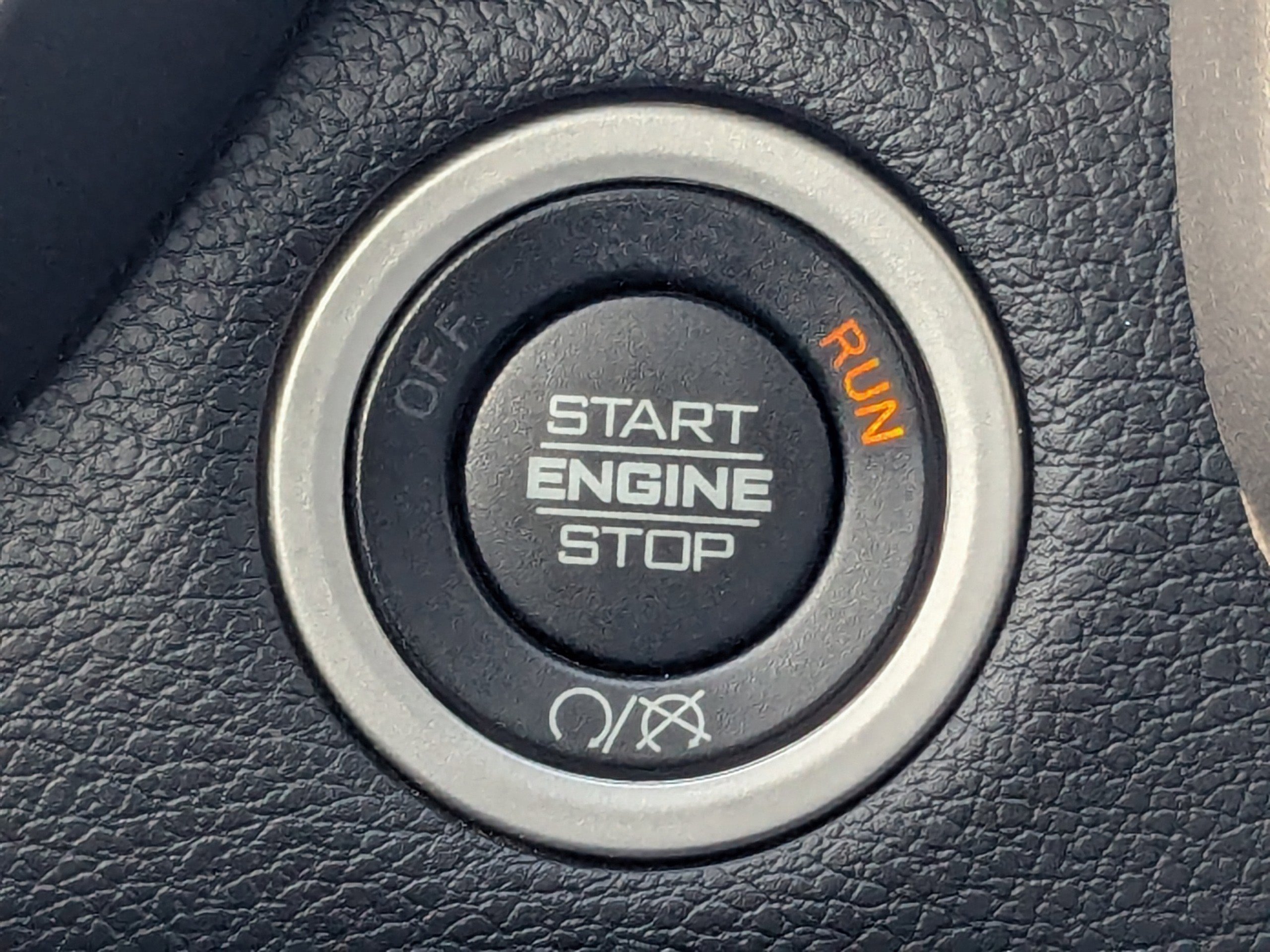 Used 2024 RAM 2500 Laramie image 30