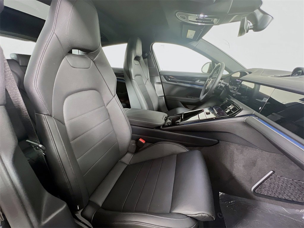 New 2025 Porsche Panamera 4 image 30