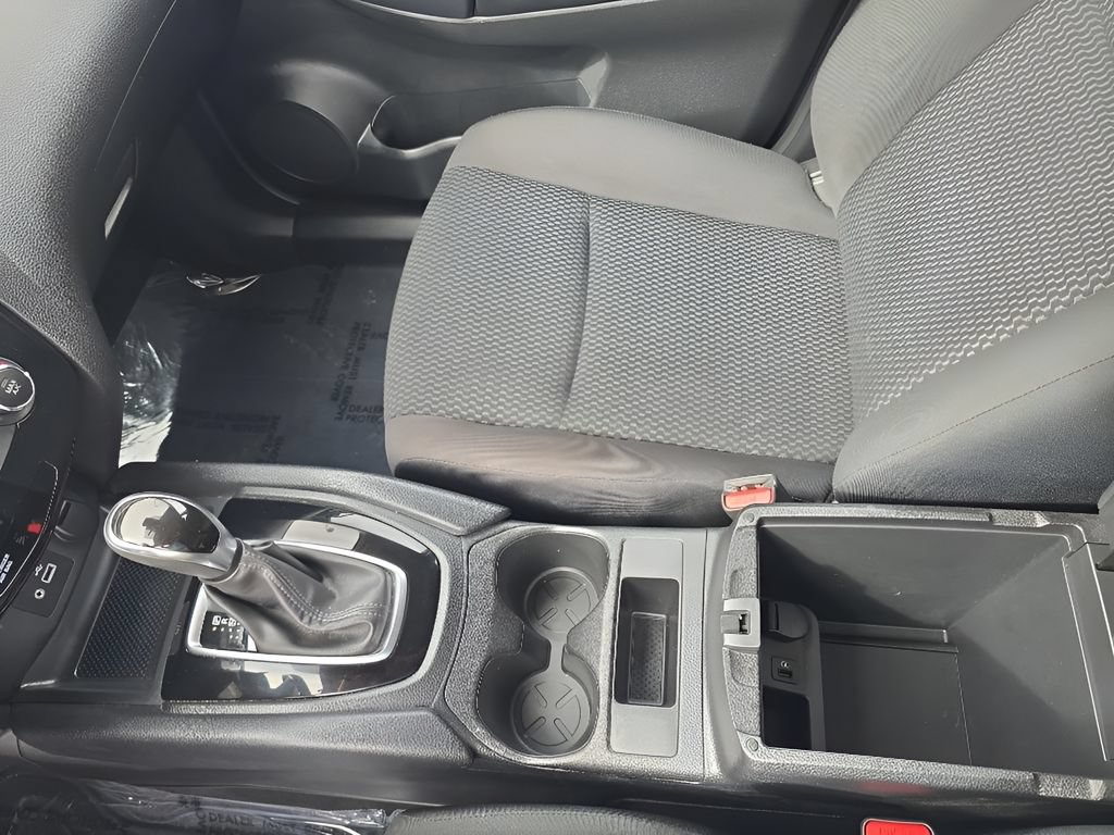 Used 2022 Nissan Rogue Sport S AWD/4WD image 23