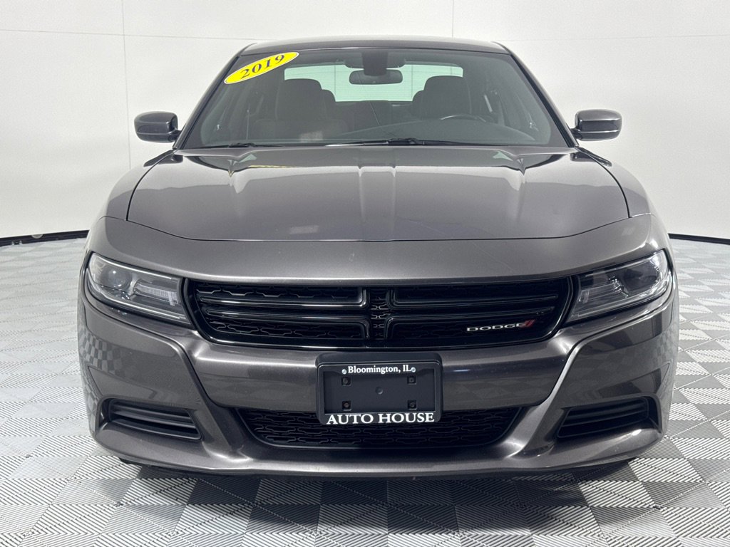 Used 2019 Dodge Charger SXT image 11