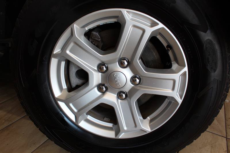 Used 2019 Jeep Wrangler Unlimited Sport S AWD/4WD image 13