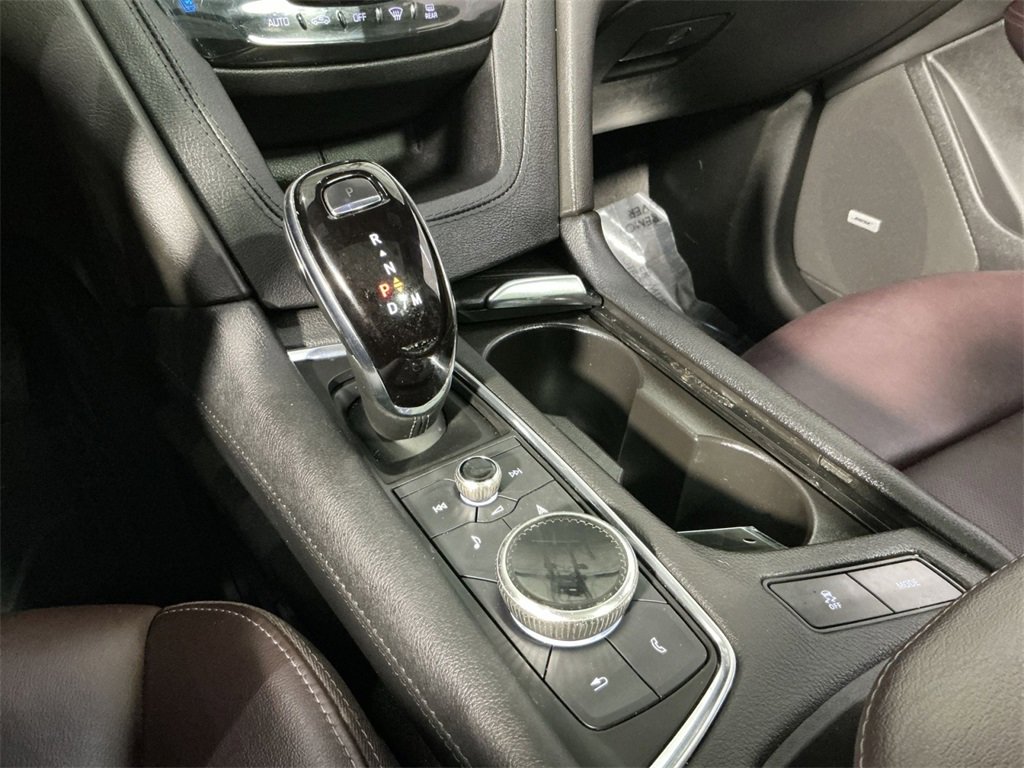 Used 2023 Cadillac XT6 Premium Luxury w/ Technology Package image 30
