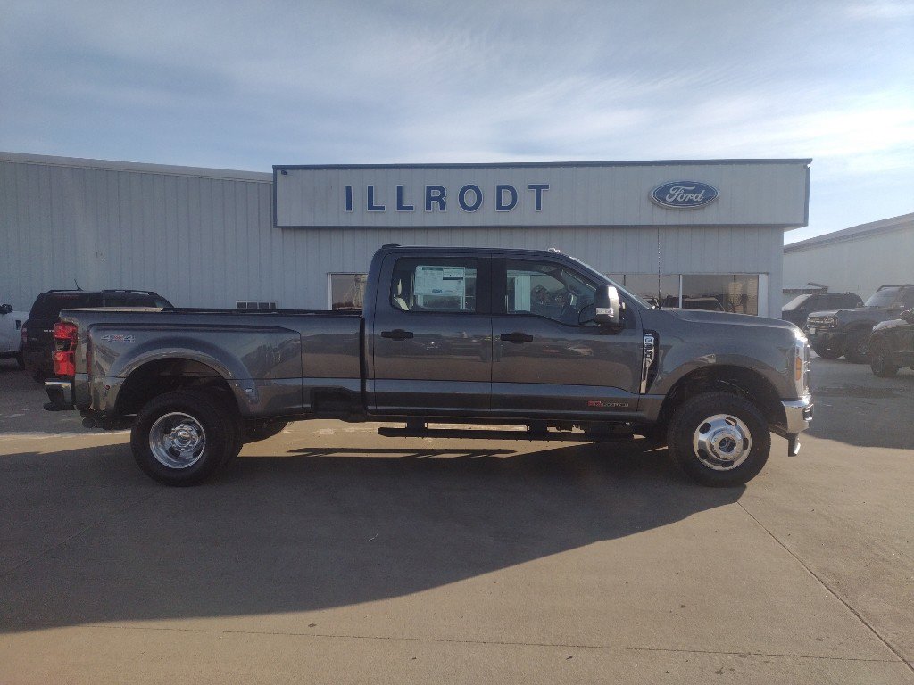 New 2026 Ford F350 XL w/ 360-Degree Camera Package AWD/4WD image 1