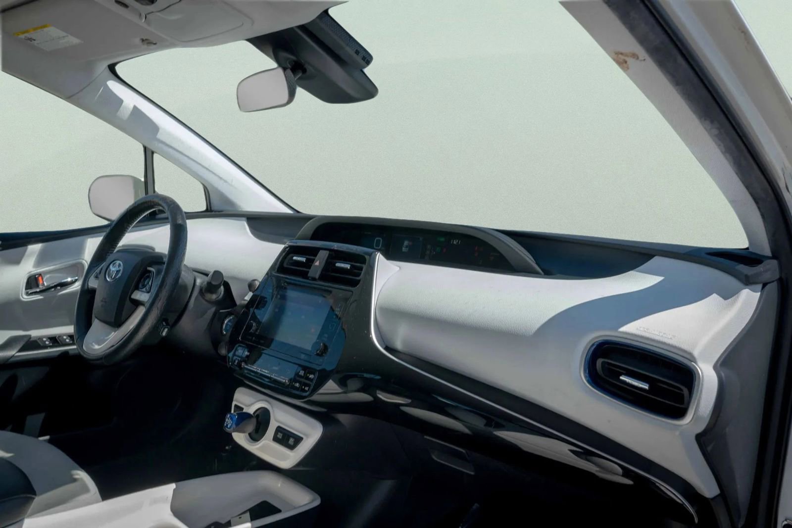 Used 2016 Toyota Prius Three Touring image 41