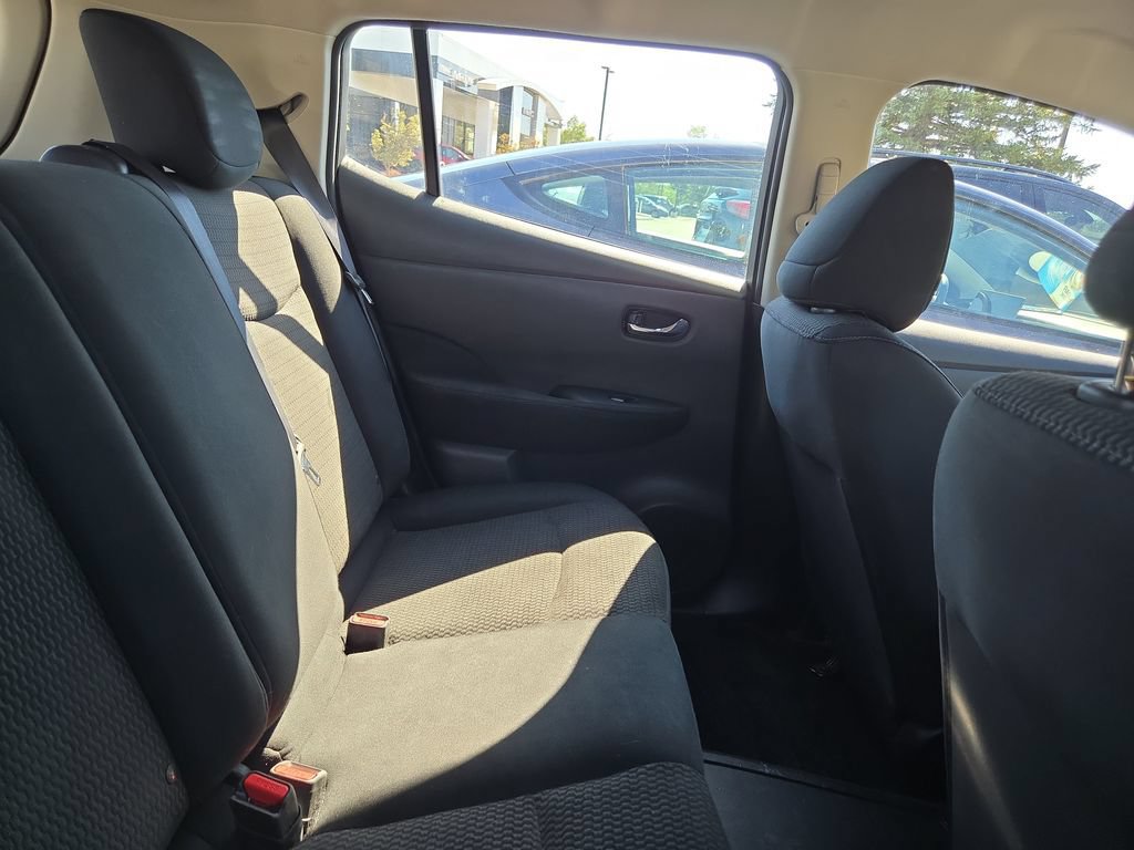 Used 2017 Nissan Leaf S w/ Charge Package FWD image 8