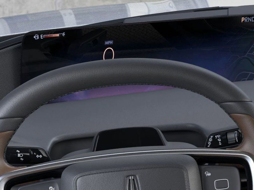 New 2026 Lincoln Navigator Reserve image 13