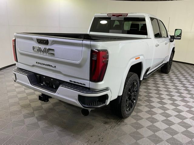 New 2026 GMC Sierra 2500 Denali Ultimate w/ LPO, Black Badging Package image 8